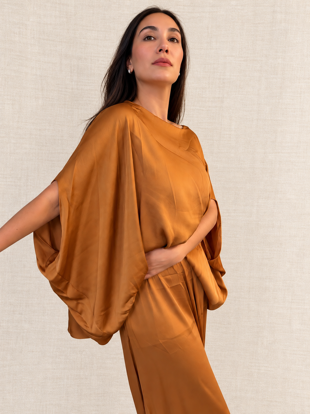 TOP AND BUBBLE PANT SILK SET