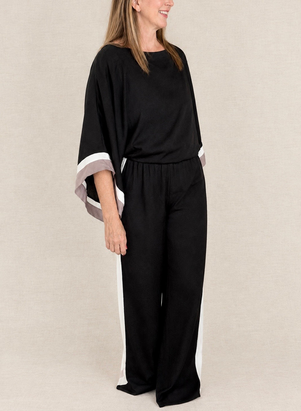 BLACK STRIPED SET
