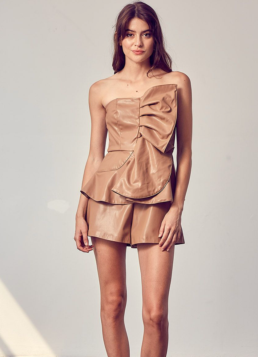 STRAPLESS RUFFLE LEATHER ROMPER